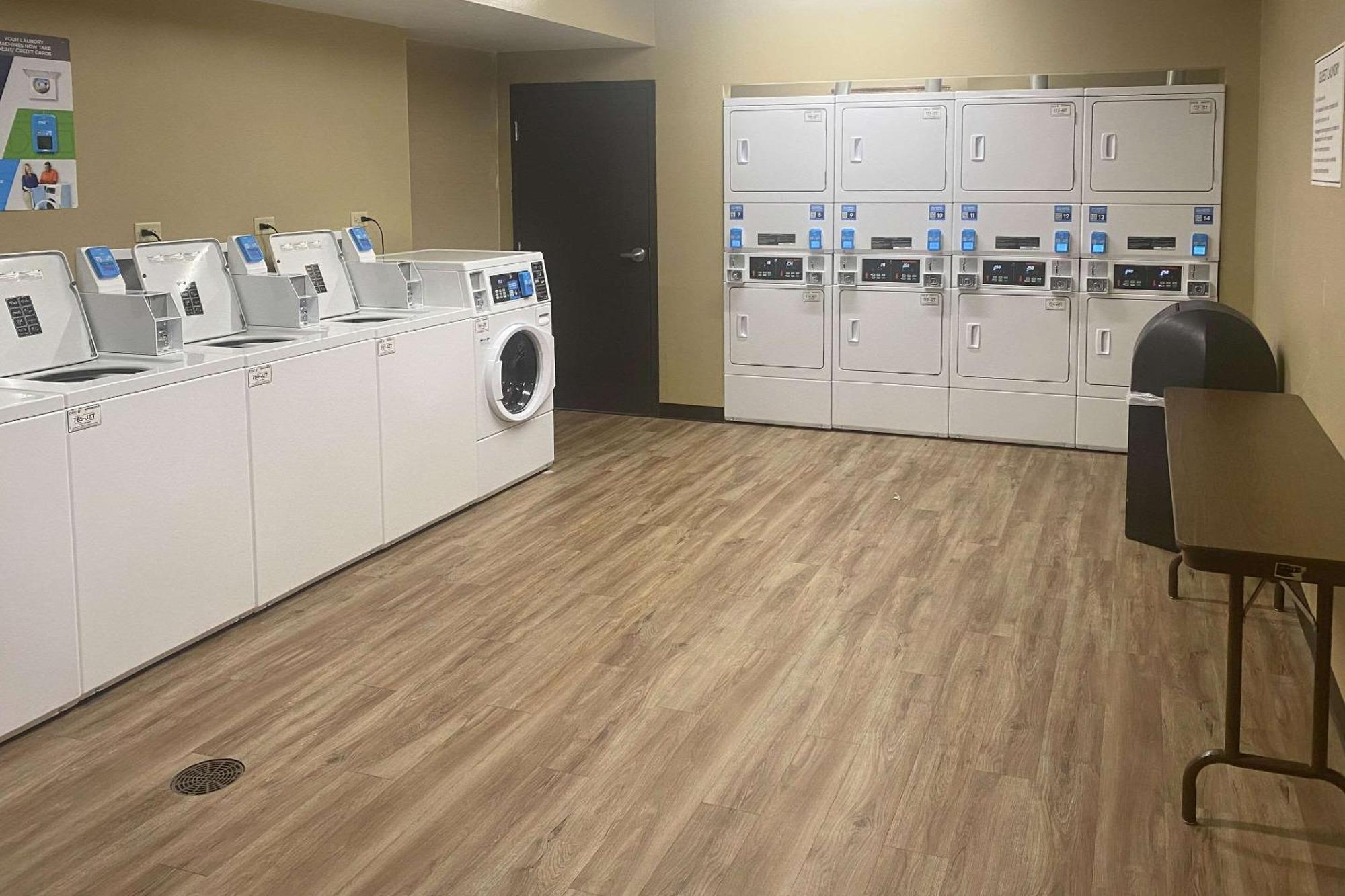 Suburban Studios Arlington Heights Elk Grove Luaran gambar